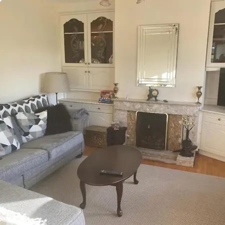 Cheerful 3 Bedroom House With Fantastic Views 度假居 Shercock